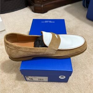 Marc Nolan Tan and White Men's Loafers